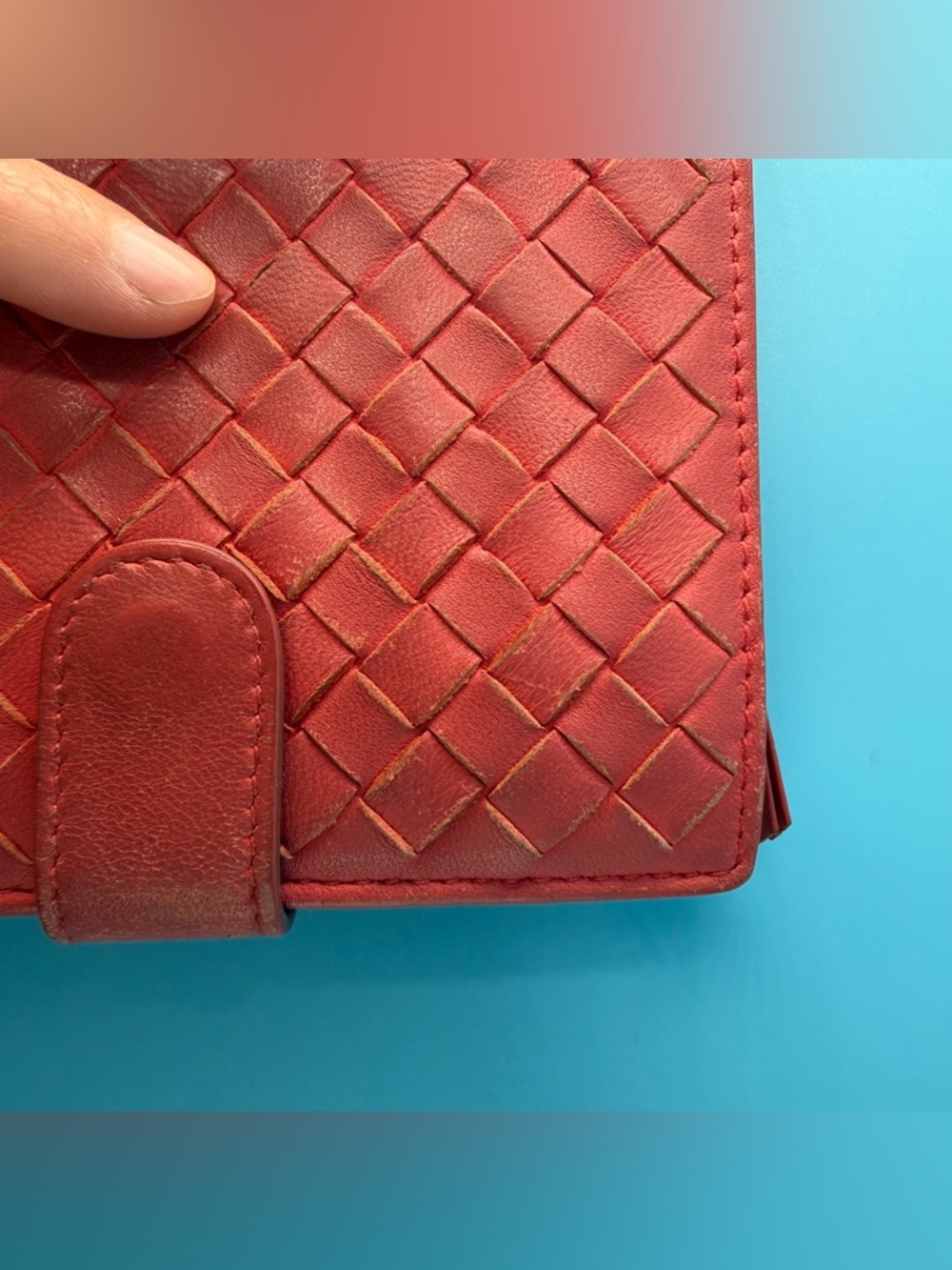 Bottega Veneta Coral Leather Compact Snap Wallet Zip Italy - Picture 2 of 7